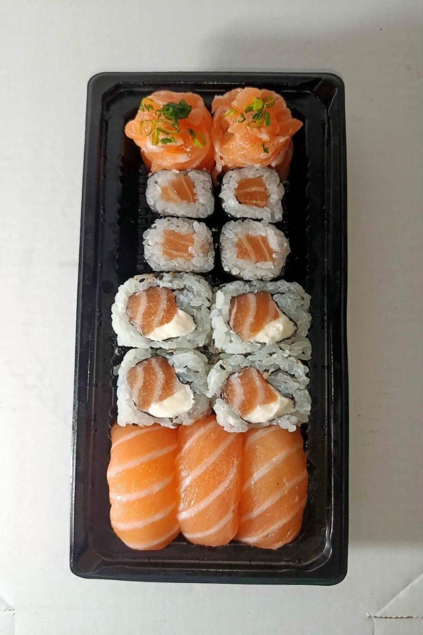 Combinado mini salmão 13 pçs